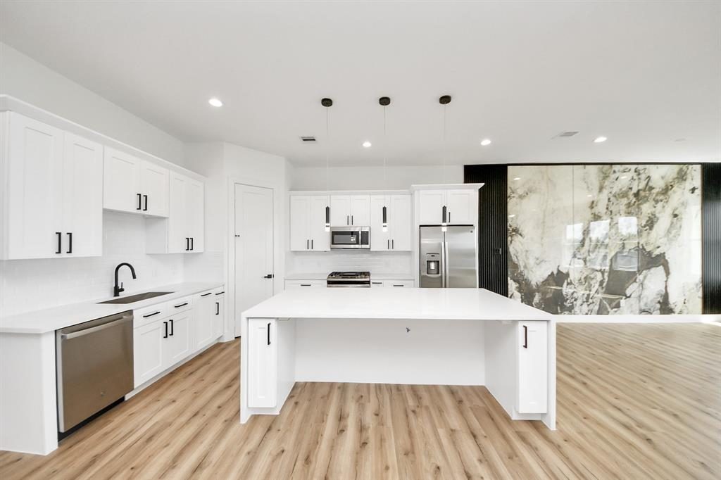 Property interior/exterior photo