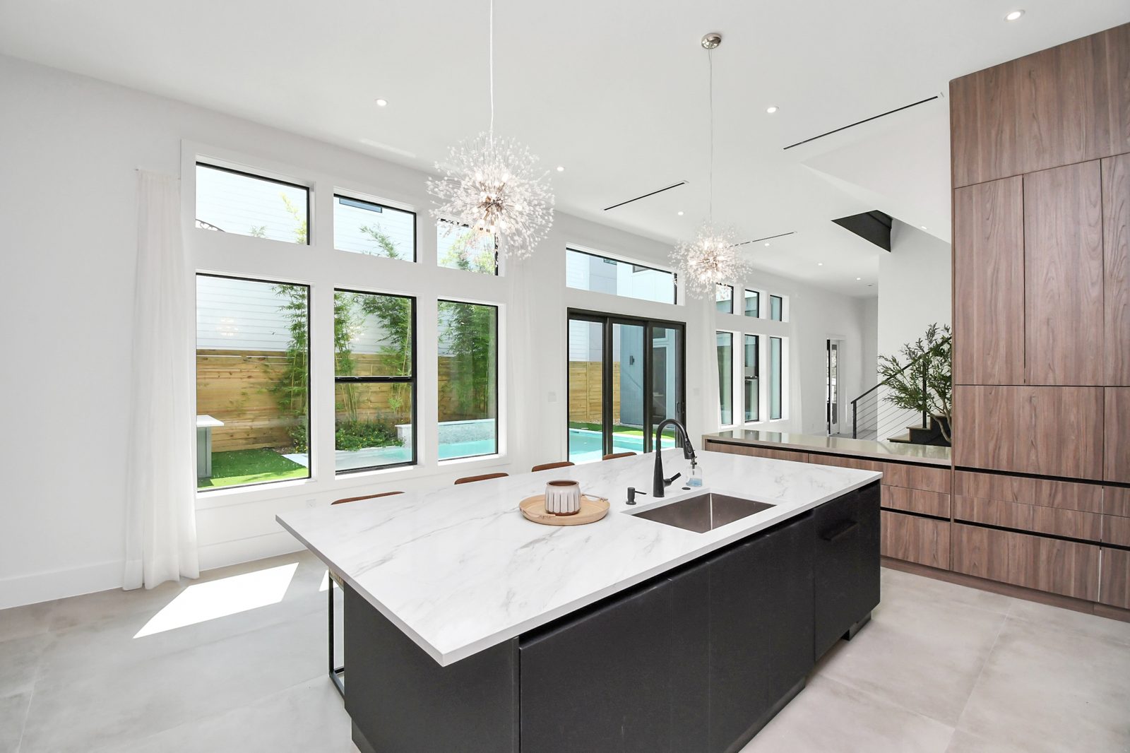 Property interior/exterior photo