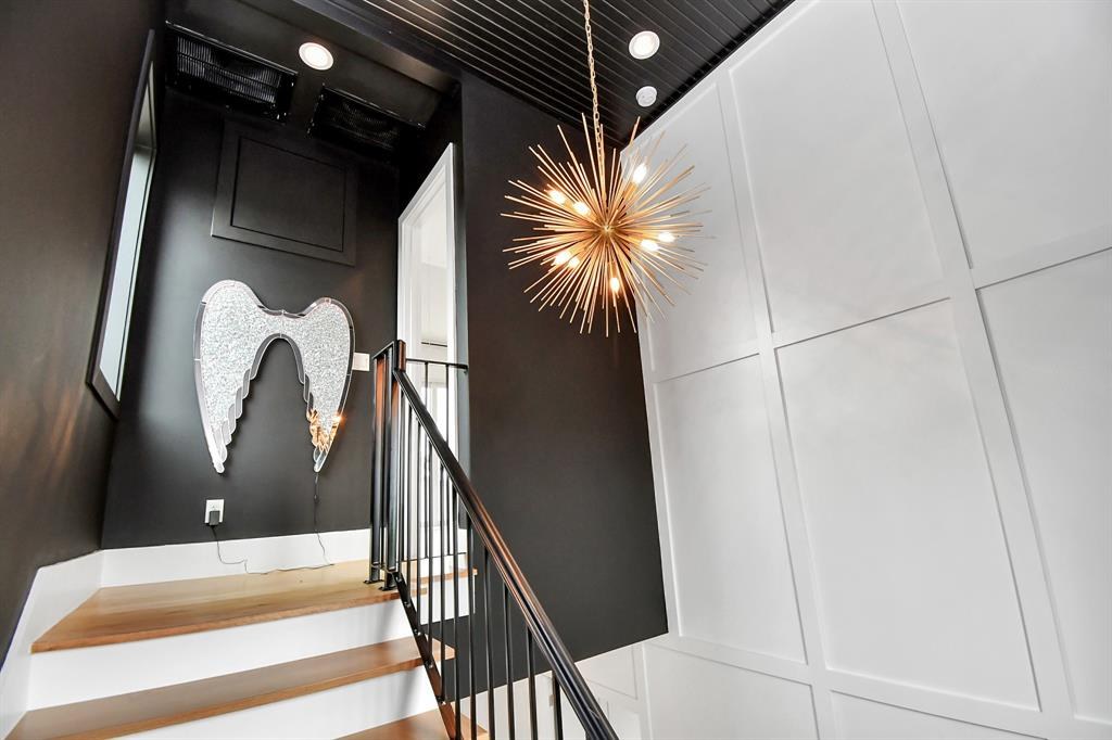 Stairwell with statement lighting
